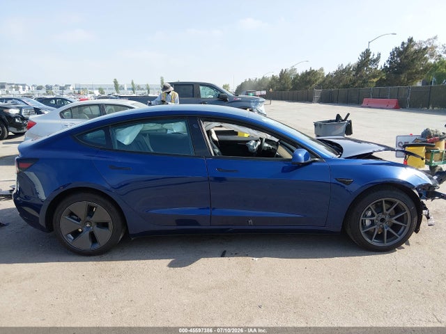Tesla Model 3 Rear-wheel Drive 2023 5YJ3E1EA4PF704008 Image 13