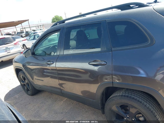 1C4PJLCB9JD544467 Jeep Cherokee Latitude Fwd