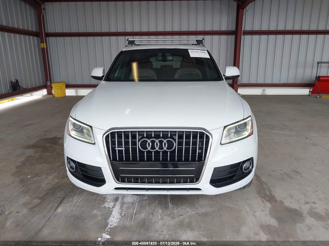 Audi Q5 2.0t Premium 2016 WA1L2AFP7GA025834 Image 12