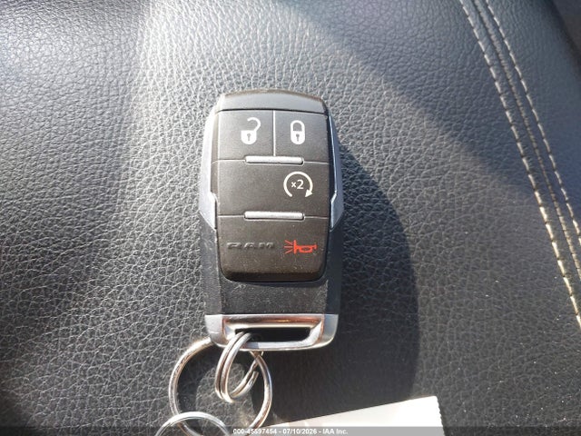 45597454 :رقم المزاد ، 3C6UR5DJ7KG697731 vin ، 2019 Ram 2500 Big Horn  4x4 6'4 Box مزاد بيع
