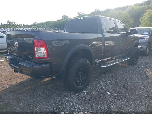 45597454 :رقم المزاد ، 3C6UR5DJ7KG697731 vin ، 2019 Ram 2500 Big Horn  4x4 6'4 Box مزاد بيع