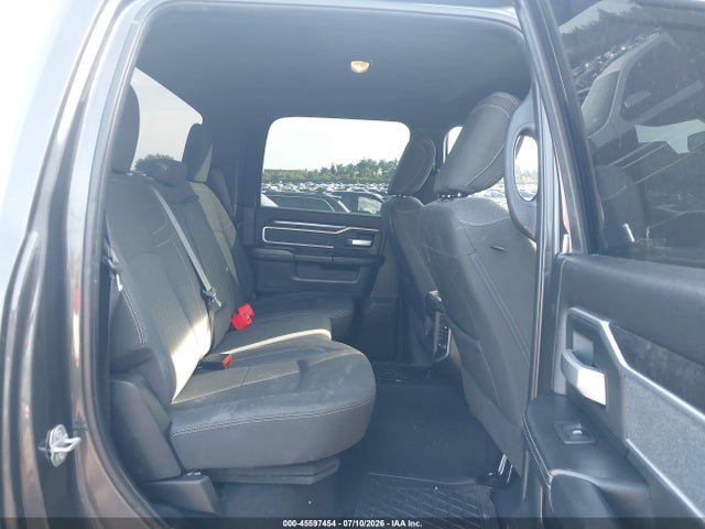 45597454 :رقم المزاد ، 3C6UR5DJ7KG697731 vin ، 2019 Ram 2500 Big Horn  4x4 6'4 Box مزاد بيع