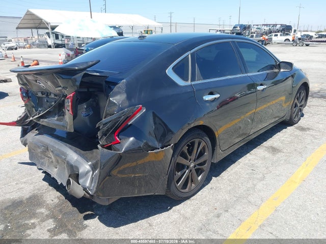 1N4AL3AP7JC297010 Nissan Altima 2.5 Sr