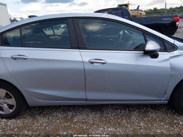 1G1BC5SM1H7211006 Chevrolet Cruze Ls Auto