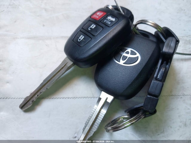 Toyota COROLLA LE 2016 5YFBURHE4GP440675 Image 11