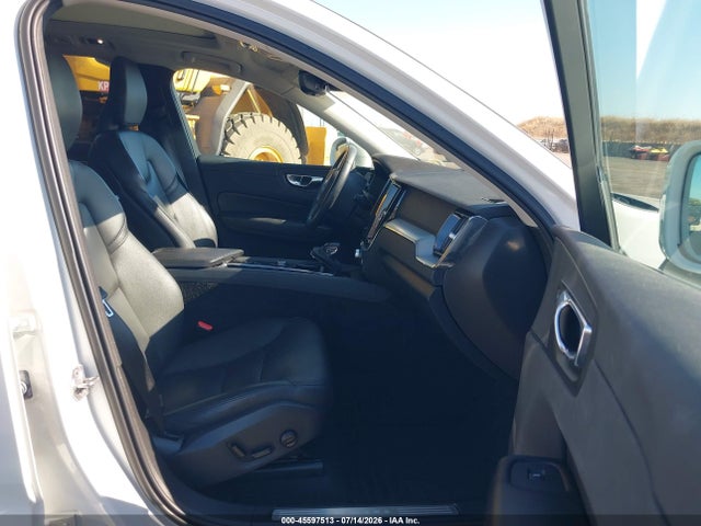 LYV102RK7KB278176 Volvo Xc60 T5 Momentum