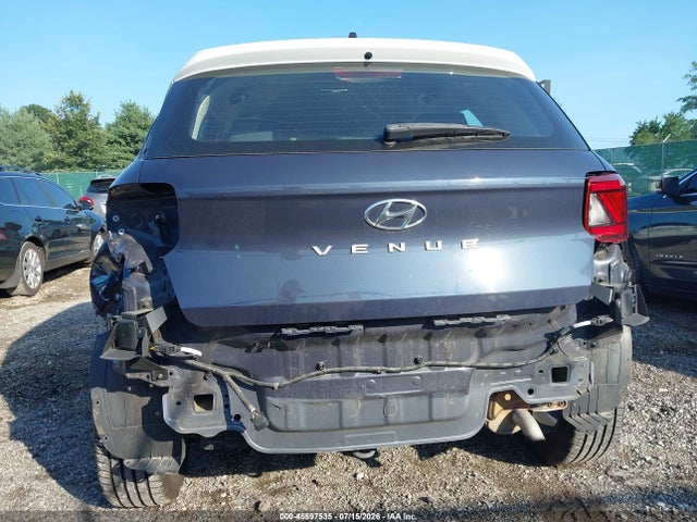 2022 Hyundai Venue Limited მანქანა იყიდება აუქციონზე, vin: KMHRC8A39NU153672, აუქციონის ნომერი: 45597535