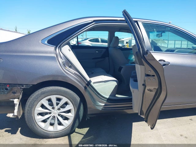 Toyota CAMRY LE 2015 4T4BF1FK2FR493334 Image 8