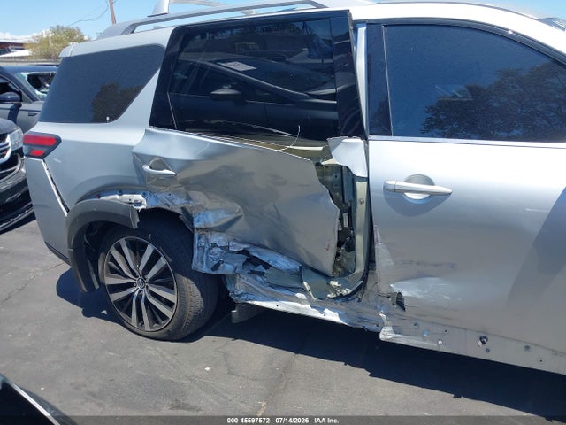 5N1DR3DH2RC267947 Nissan Pathfinder Platinum Fwd