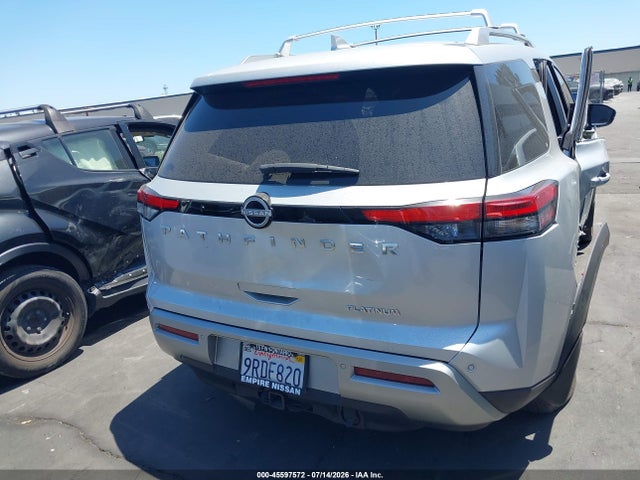 5N1DR3DH2RC267947 Nissan Pathfinder Platinum Fwd