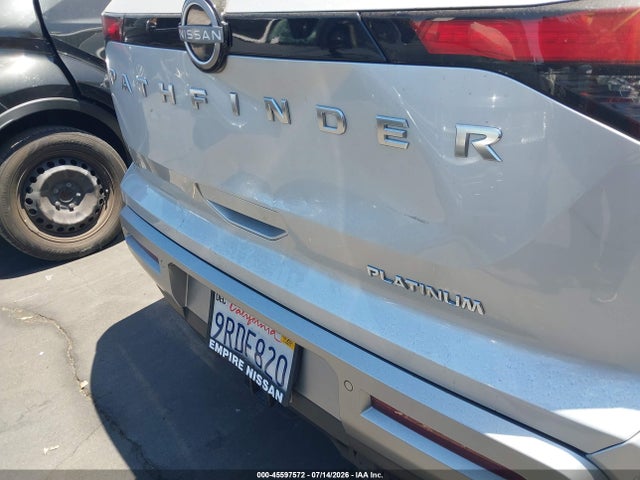 5N1DR3DH2RC267947 Nissan Pathfinder Platinum Fwd