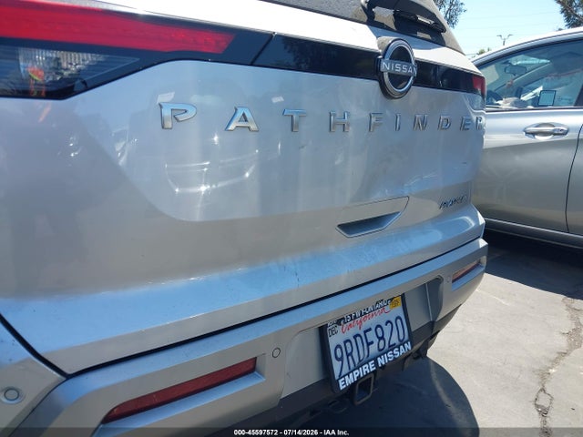5N1DR3DH2RC267947 Nissan Pathfinder Platinum Fwd