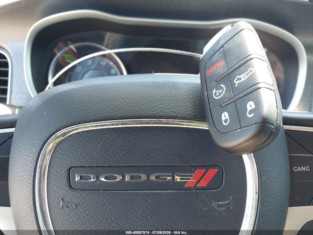 2C3CDXHG6JH133911 Dodge Charger Sxt Plus Rwd