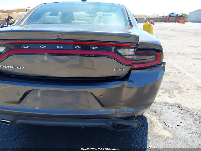 2C3CDXHG6JH133911 Dodge Charger Sxt Plus Rwd
