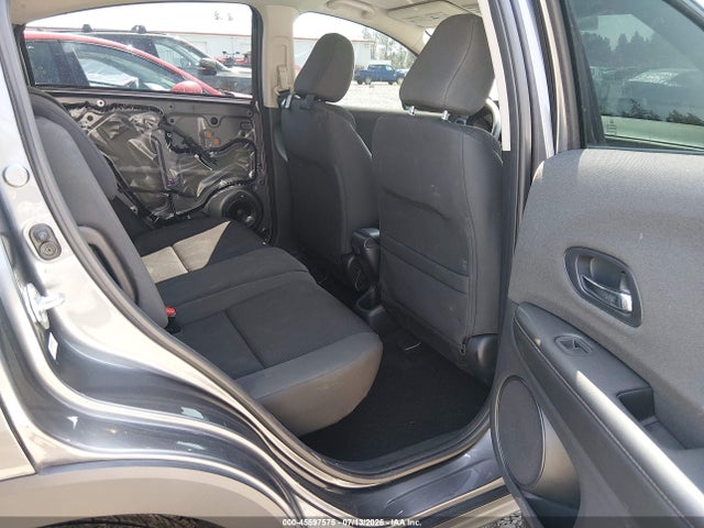 3CZRU6H39NM711157 Honda Hr-v Awd Lx
