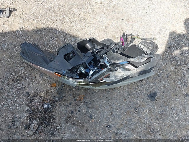 45597611 :رقم المزاد ، 1FMCU0J96EUB45215 vin ، 2014 Ford Escape Titanium مزاد بيع