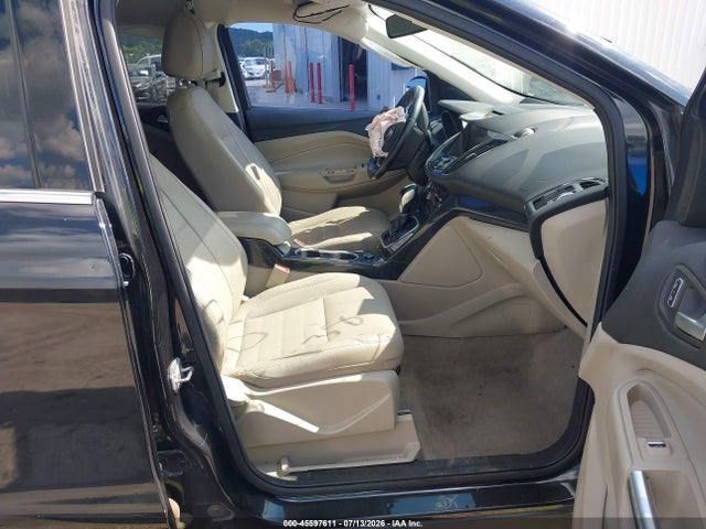 45597611 :رقم المزاد ، 1FMCU0J96EUB45215 vin ، 2014 Ford Escape Titanium مزاد بيع