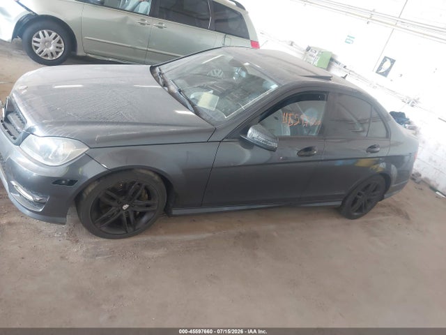 Aukcja sprzedaży 2013 Mercedes-benz C 300 Sport 4matic, vin: WDDGF8AB8DR245325, numer aukcji: 45597660