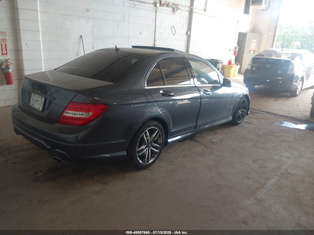 Aukcja sprzedaży 2013 Mercedes-benz C 300 Sport 4matic, vin: WDDGF8AB8DR245325, numer aukcji: 45597660