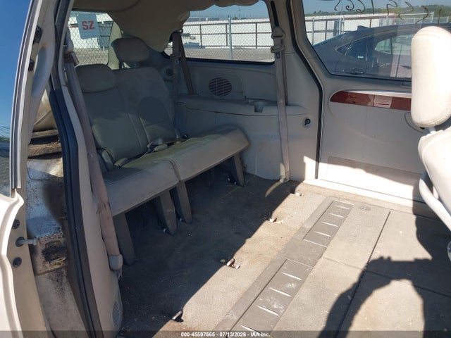 Продажа на аукционе авто 2005 Chrysler Town & Country Limited, vin: 2C8GP64L35R267453, номер лота: 45597665