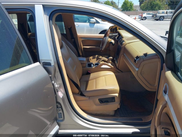 2004 Porsche Cayenne S მანქანა იყიდება აუქციონზე, vin: WP1AB29P74LA66235, აუქციონის ნომერი: 45597734