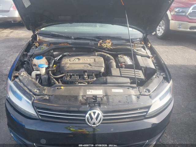 45597739 :رقم المزاد ، 3VWD07AJXEM385926 vin ، 2014 Volkswagen Jetta 1.8t Se مزاد بيع