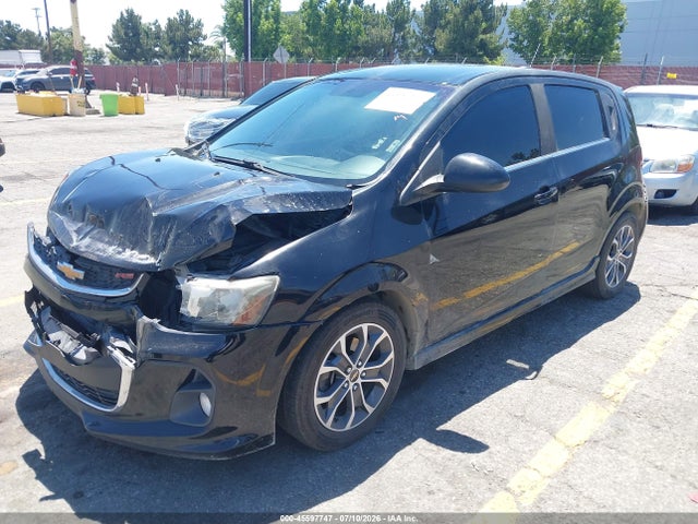Chevrolet Sonic Lt Auto 2017 1G1JD6SG1H4158155 Image 2