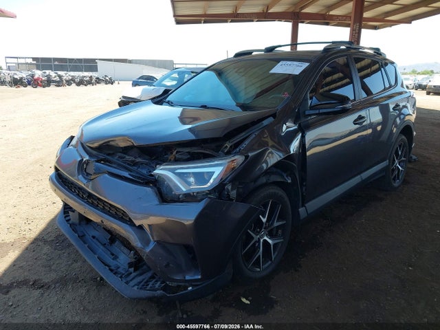 2T3NFREV1GW306613 Toyota RAV4 SE