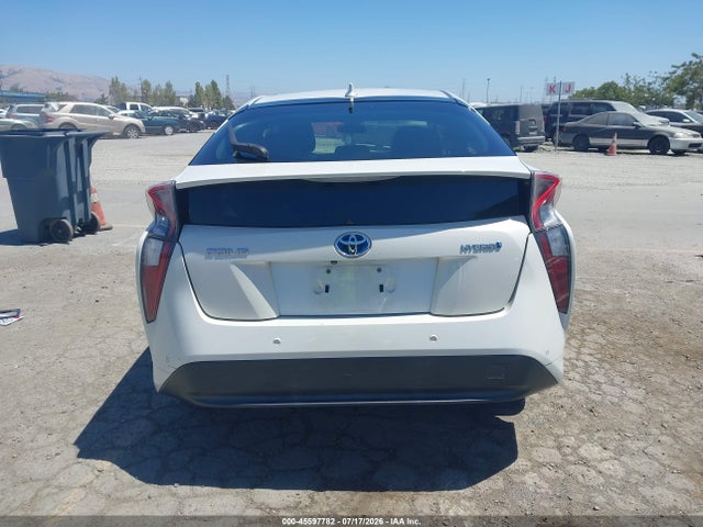 Toyota Prius Two 2017 JTDKBRFU8H3049880 Image 17