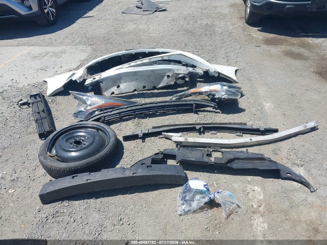Toyota Prius Two 2017 JTDKBRFU8H3049880 Image 12