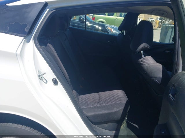 Toyota Prius Two 2017 JTDKBRFU8H3049880 Image 8