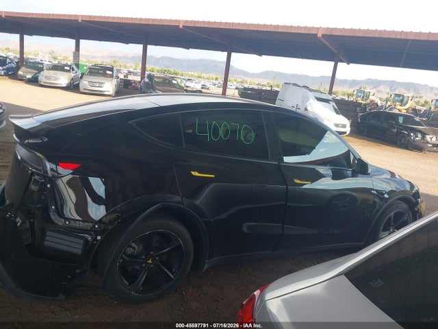 2026 Tesla Model Y Premium Rear-wheel Drive/rear-wheel Drive მანქანა იყიდება აუქციონზე, vin: 7SAYGDED4TA417709, აუქციონის ნომერი: 45597791