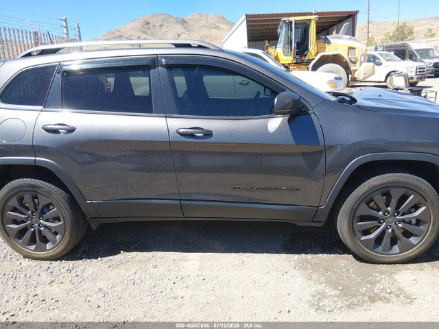 45597805 :رقم المزاد ، 1C4PJMMX5MD205970 vin ، 2021 Jeep Cherokee 80th Anniversary 4x4 مزاد بيع