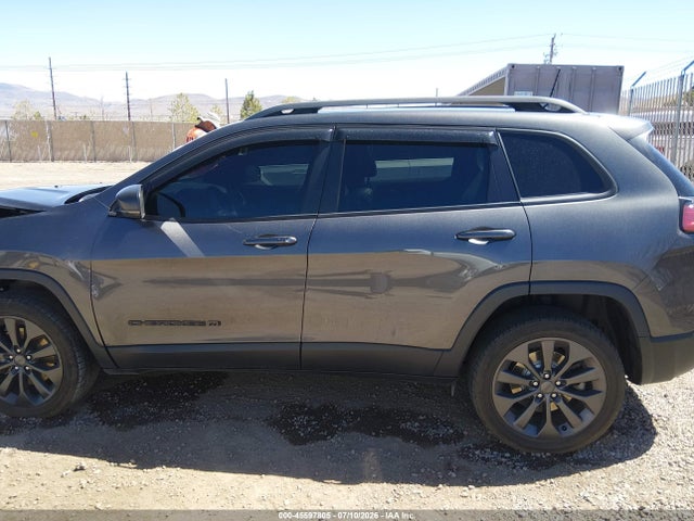 45597805 :رقم المزاد ، 1C4PJMMX5MD205970 vin ، 2021 Jeep Cherokee 80th Anniversary 4x4 مزاد بيع