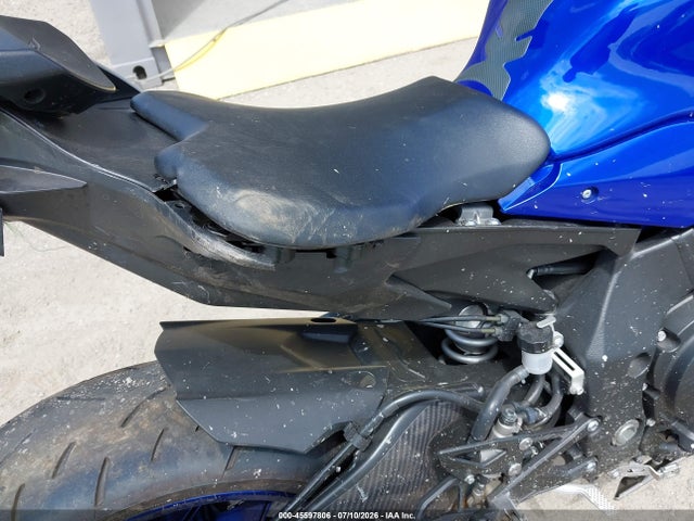 Yamaha YZFR1 2020 JYARN66YXLA000381 Image 19