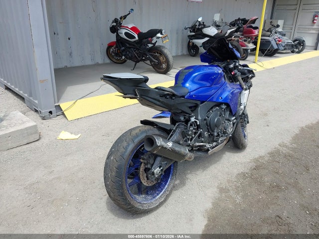 Yamaha YZFR1 2020 JYARN66YXLA000381 Image 4