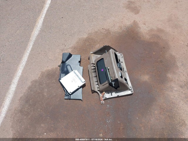 45597811 :رقم المزاد ، 4T1BF22K6VU039785 vin ، 1997 Toyota Camry Xle V6 مزاد بيع