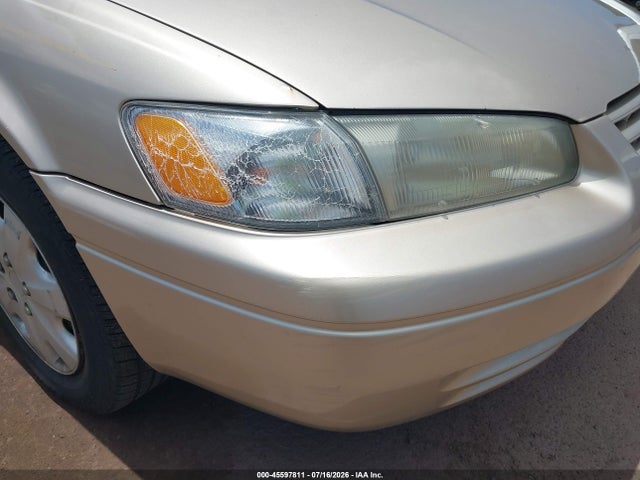 45597811 :رقم المزاد ، 4T1BF22K6VU039785 vin ، 1997 Toyota Camry Xle V6 مزاد بيع