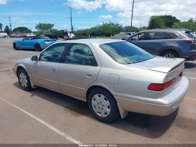 45597811 :رقم المزاد ، 4T1BF22K6VU039785 vin ، 1997 Toyota Camry Xle V6 مزاد بيع