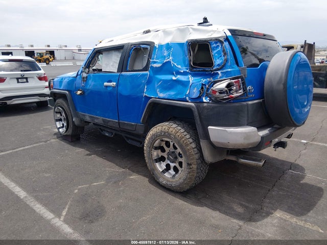 Продажа на аукционе авто 2007 Toyota Fj Cruiser, vin: JTEZU11FX70006057, номер лота: 45597812