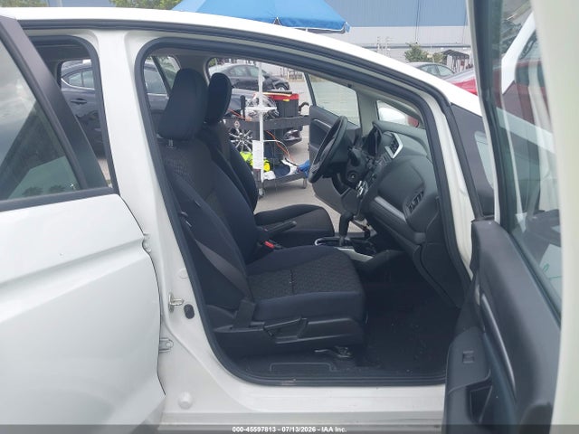 Honda FIT LX 2017 JHMGK5H54HS000359 Image 5