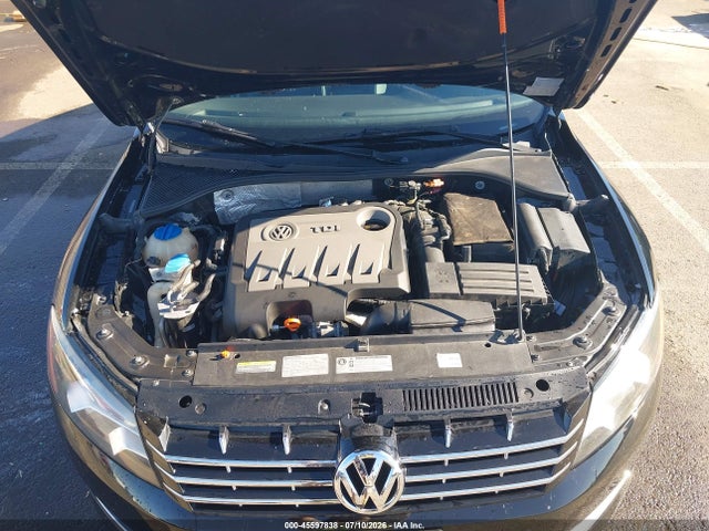2013 Volkswagen Passat 2.0l Tdi Se მანქანა იყიდება აუქციონზე, vin: 1VWBN7A30DC001842, აუქციონის ნომერი: 45597838