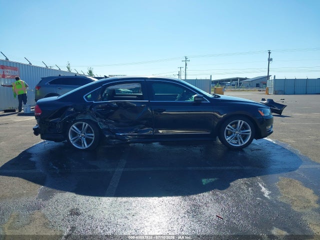 2013 Volkswagen Passat 2.0l Tdi Se მანქანა იყიდება აუქციონზე, vin: 1VWBN7A30DC001842, აუქციონის ნომერი: 45597838