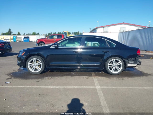 2013 Volkswagen Passat 2.0l Tdi Se მანქანა იყიდება აუქციონზე, vin: 1VWBN7A30DC001842, აუქციონის ნომერი: 45597838