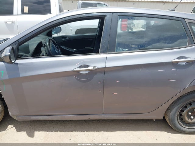 2016 Hyundai Accent Se მანქანა იყიდება აუქციონზე, vin: KMHCT5AE6GU262793, აუქციონის ნომერი: 45597840