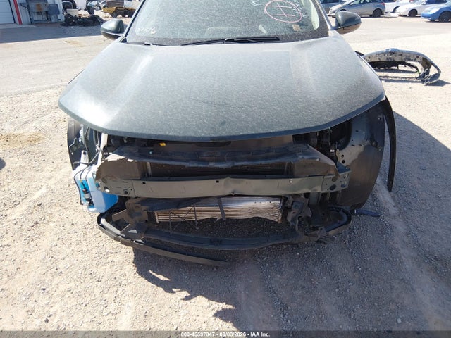 KL77LHEPXSC205009 Chevrolet Trax Fwd Lt