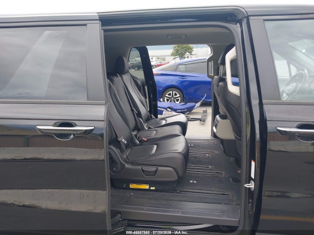 KNDNB4H3XP6207394 KIA Carnival Mpv Lx Seat Package
