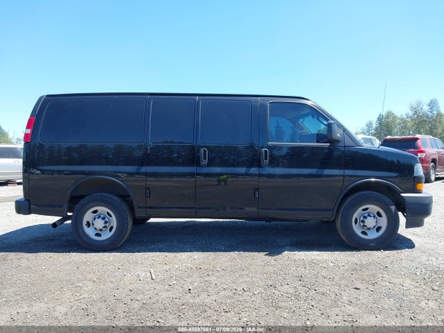 Chevrolet Express 2500 Work Van 2018 1GCWGAFG5J1289534 Image 13