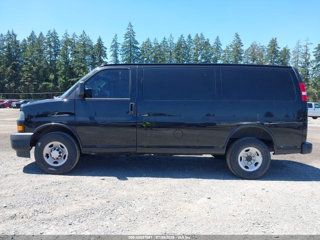 Chevrolet Express 2500 Work Van 2018 1GCWGAFG5J1289534 Image 14