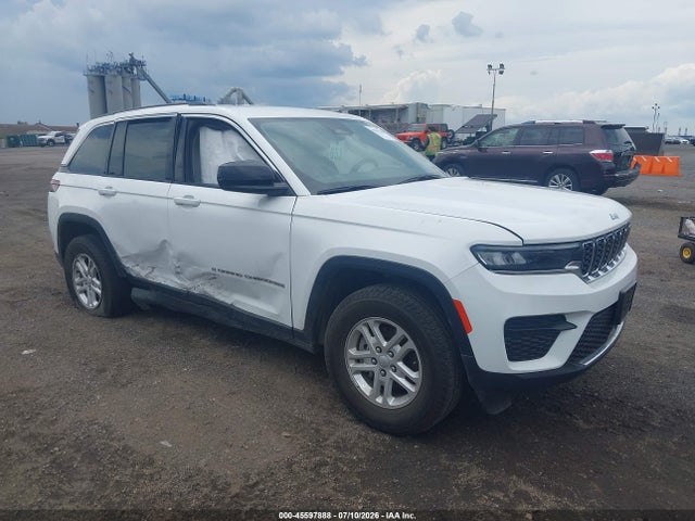 Продажа на аукционе авто 2023 Jeep Grand Cherokee Laredo 4x4, vin: 1C4RJHAG8PC528800, номер лота: 45597888